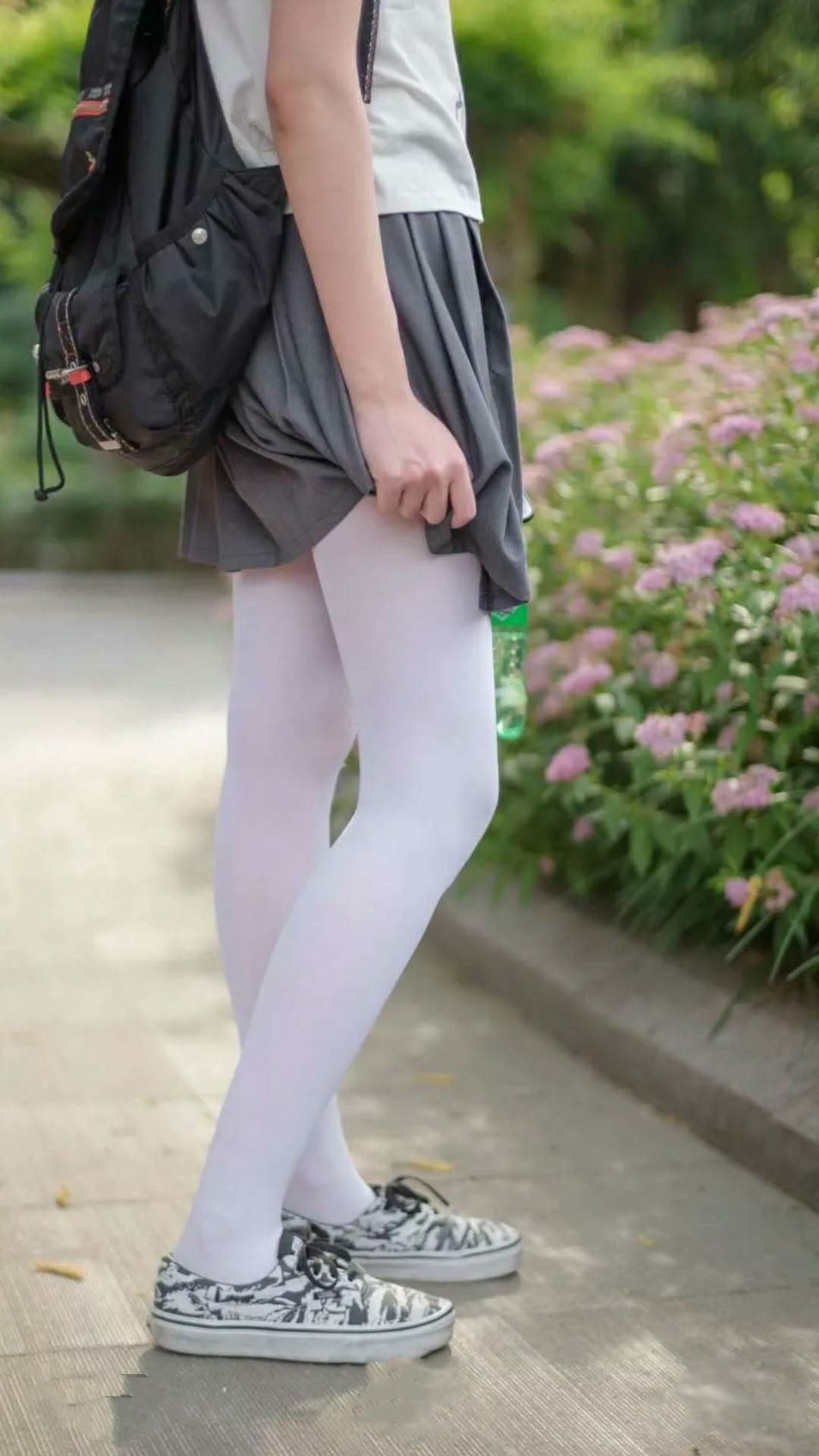 《电竞比赛中的道德与伦理:行业自我规范的重要性》,电竞比赛选手行为准则