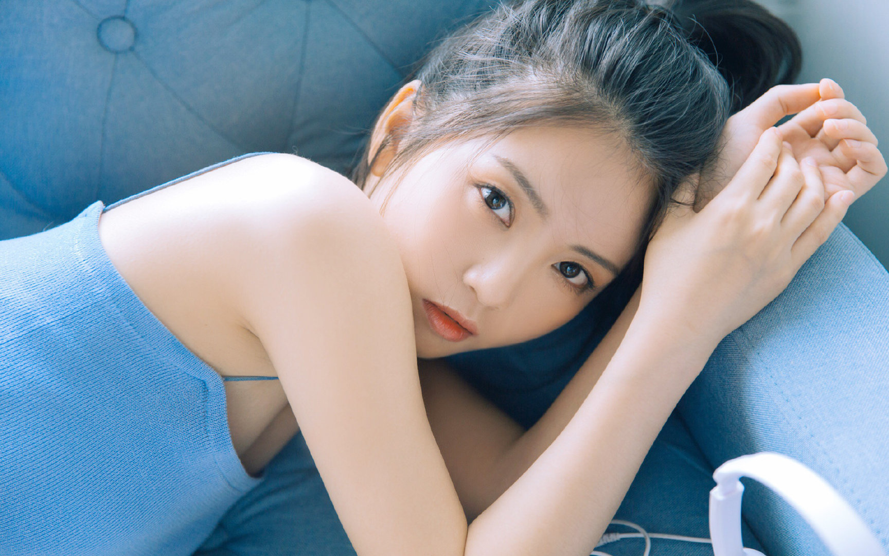 瀑布飞跃极限运动大赛,激流勇进的惊险瞬间,瀑布飞扬